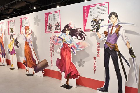 サクラ大戦30周年記念展 新サクラ大戦のエリア 花組のポップと人物紹介