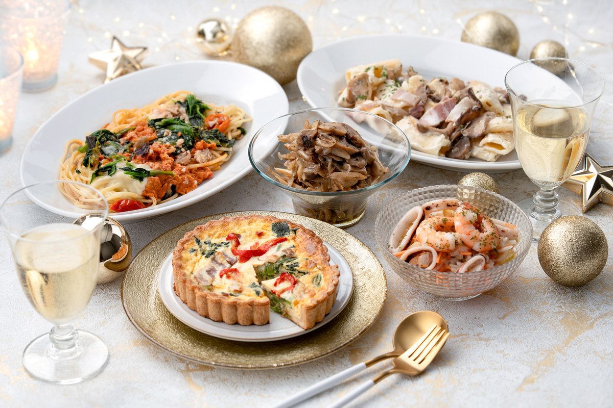 成城石井 パーティーセットのクリスマスディナーテーブルセットの料理