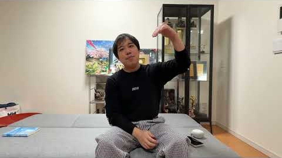 霜降り明星せいやが体調不良について語るYouTube動画の場面