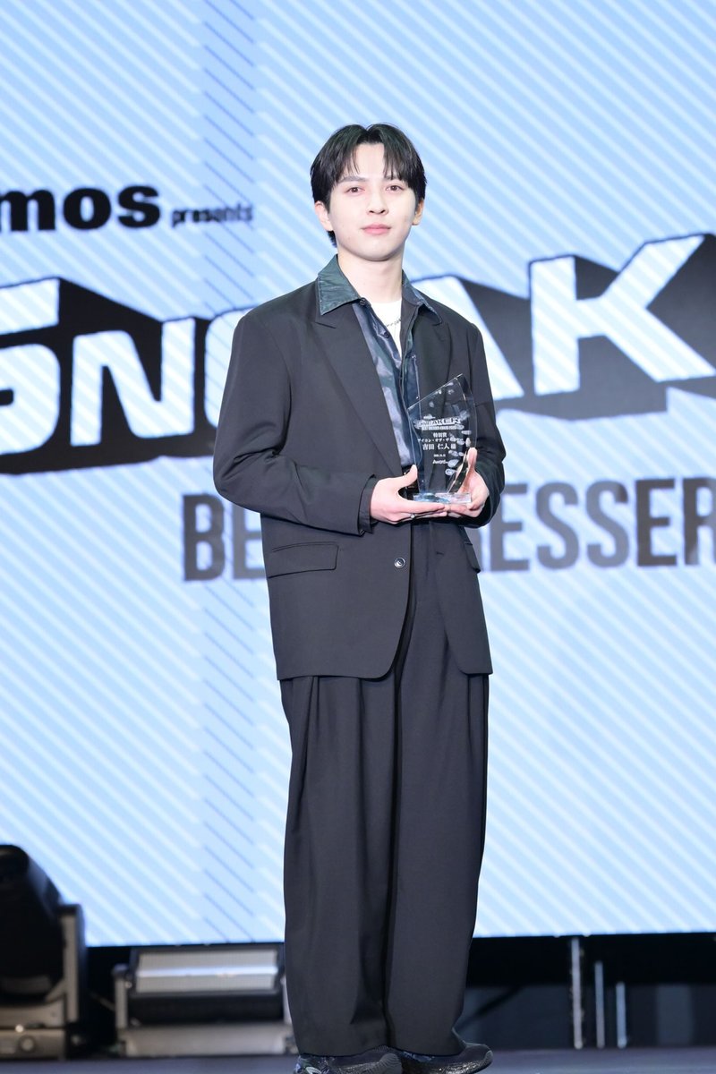 スニーカーベストドレッサー賞2026 アイコン・オブ・ザ・イヤー 吉田仁人 M!LK ASICS GEL-NYC 2.0