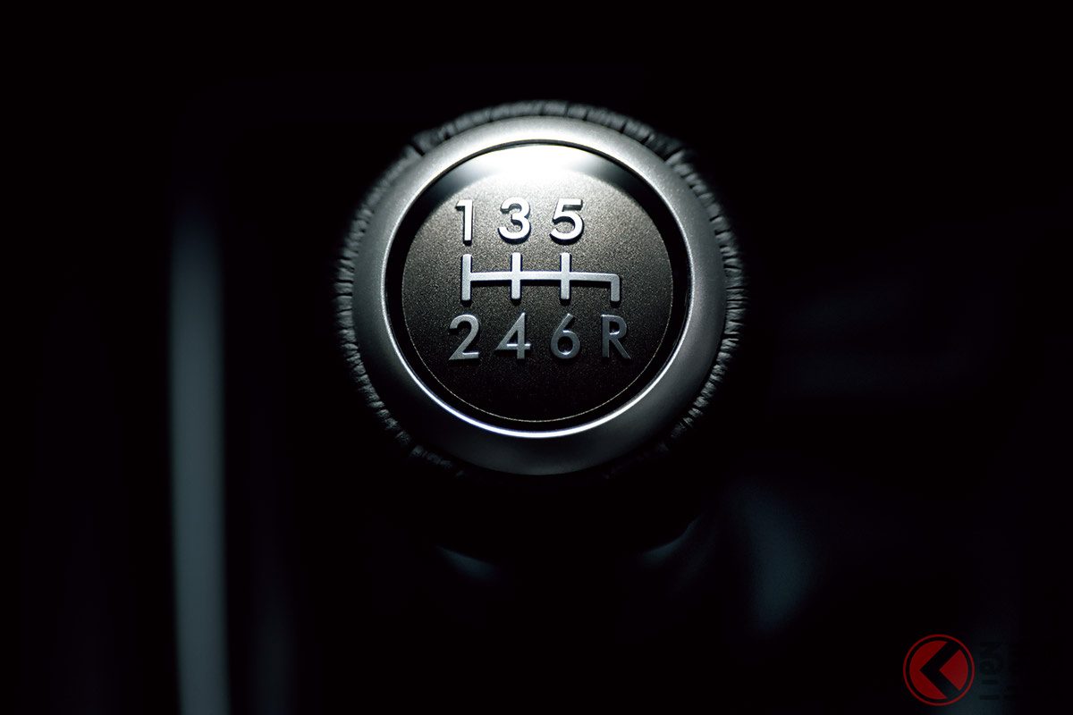 スバル WRX 6速MTのシフトノブ